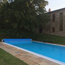 villa con piscina